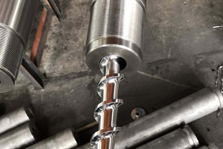 雙金屬機筒螺桿產(chǎn)生噪聲的原因和解決方法